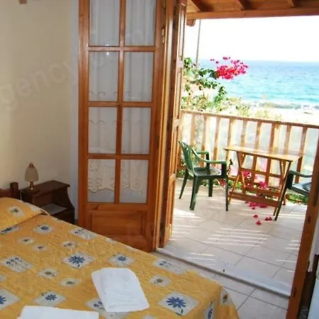 Mikro Βeach Ηotel Exterior photo